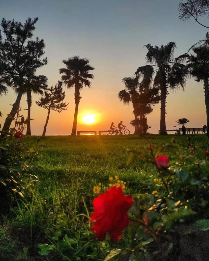 Luxury Sea View Apartments In Orbi City Batum Dış mekan fotoğraf